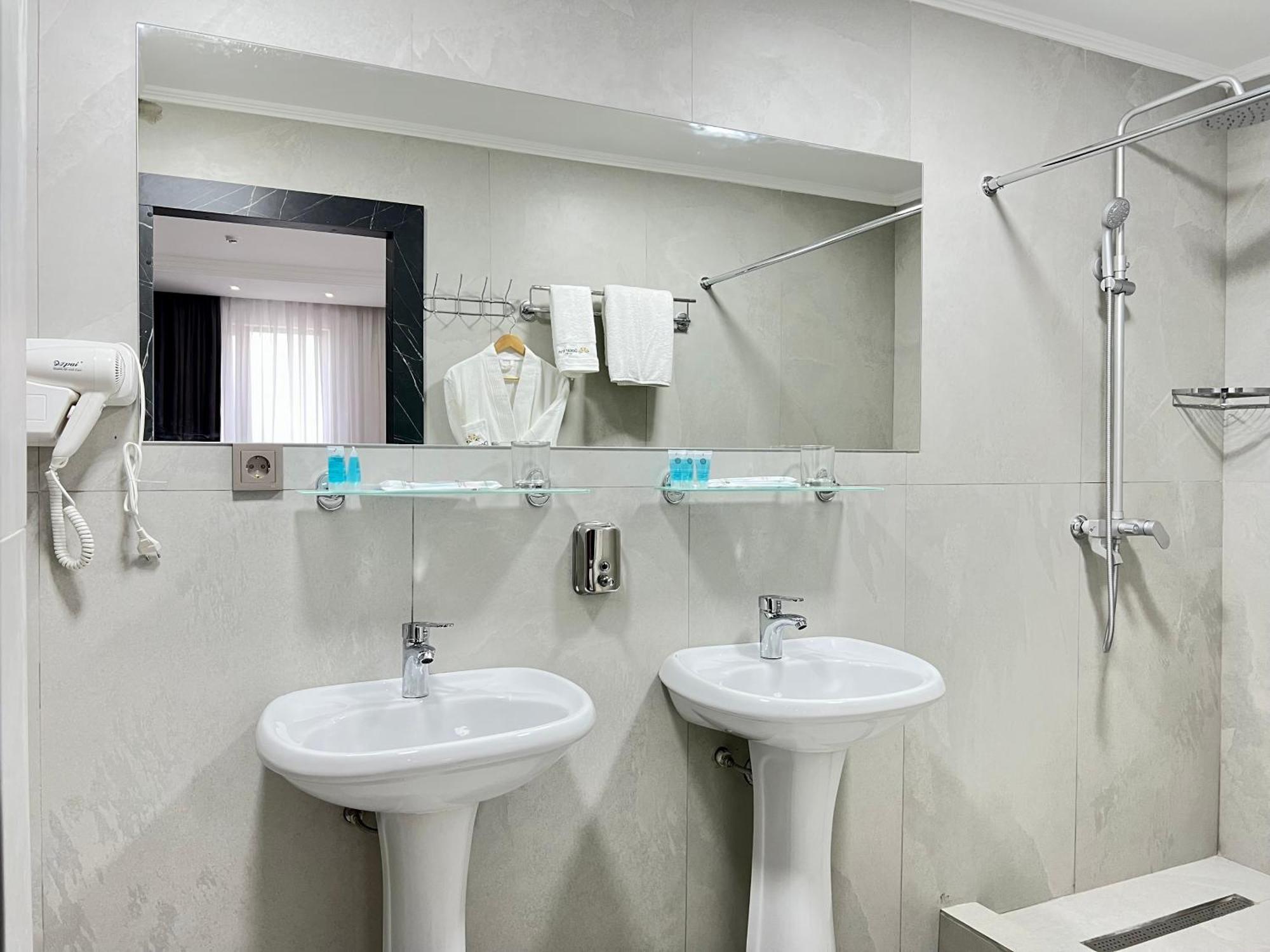 Dostar Inn Shymkent Exterior foto