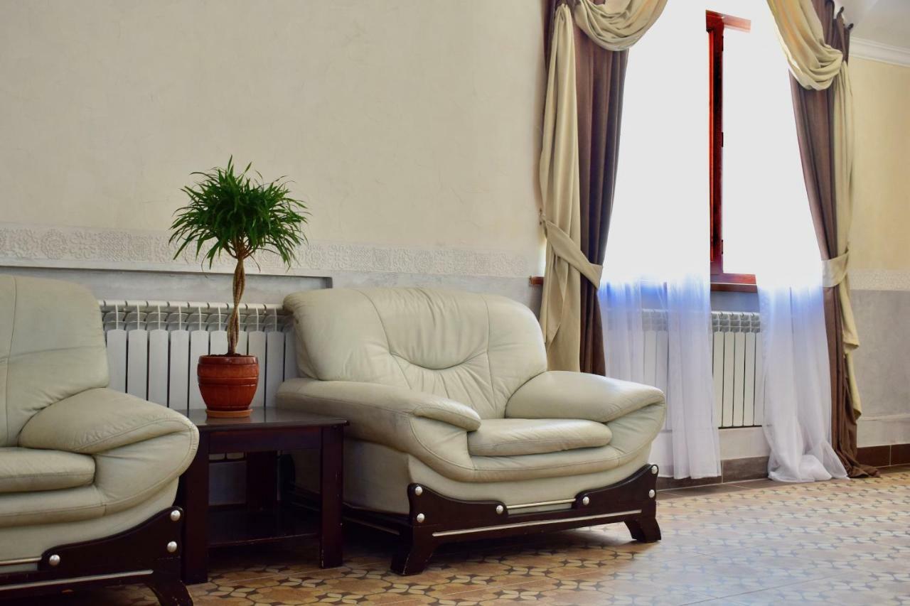 Dostar Inn Shymkent Exterior foto